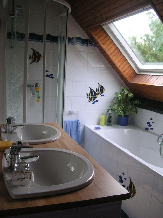 La Petite Londe Hotel Bieville-Beuville Bagian luar foto
